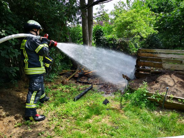 Kleinbrand in Garten