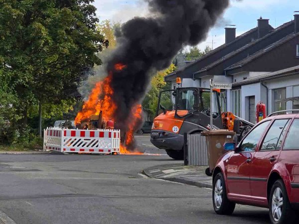 Brand einer Teermaschine